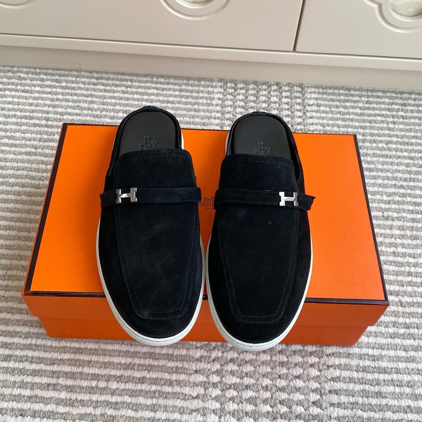HERMES 25S MULES IN BLACK SUEDE WITH SILVER HARDWARE