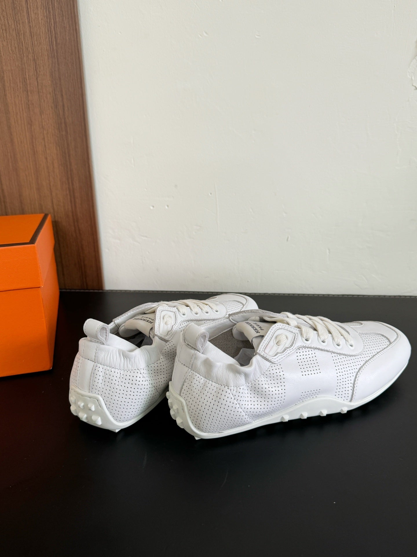 HERMES SKATEBOARD SHOES WHITE CALFSKIN