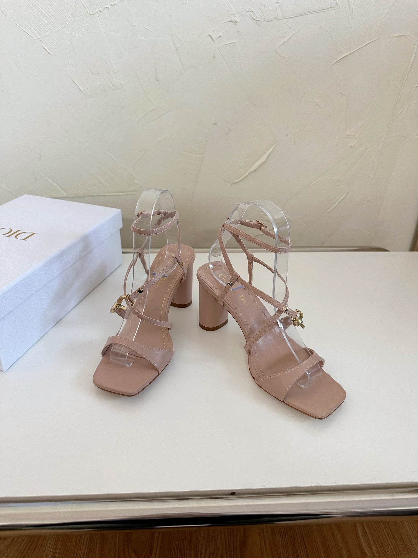DIOR MEDIUM SQUARE HEEL SANDAL IN BLUSH PINK LAMBSKIN