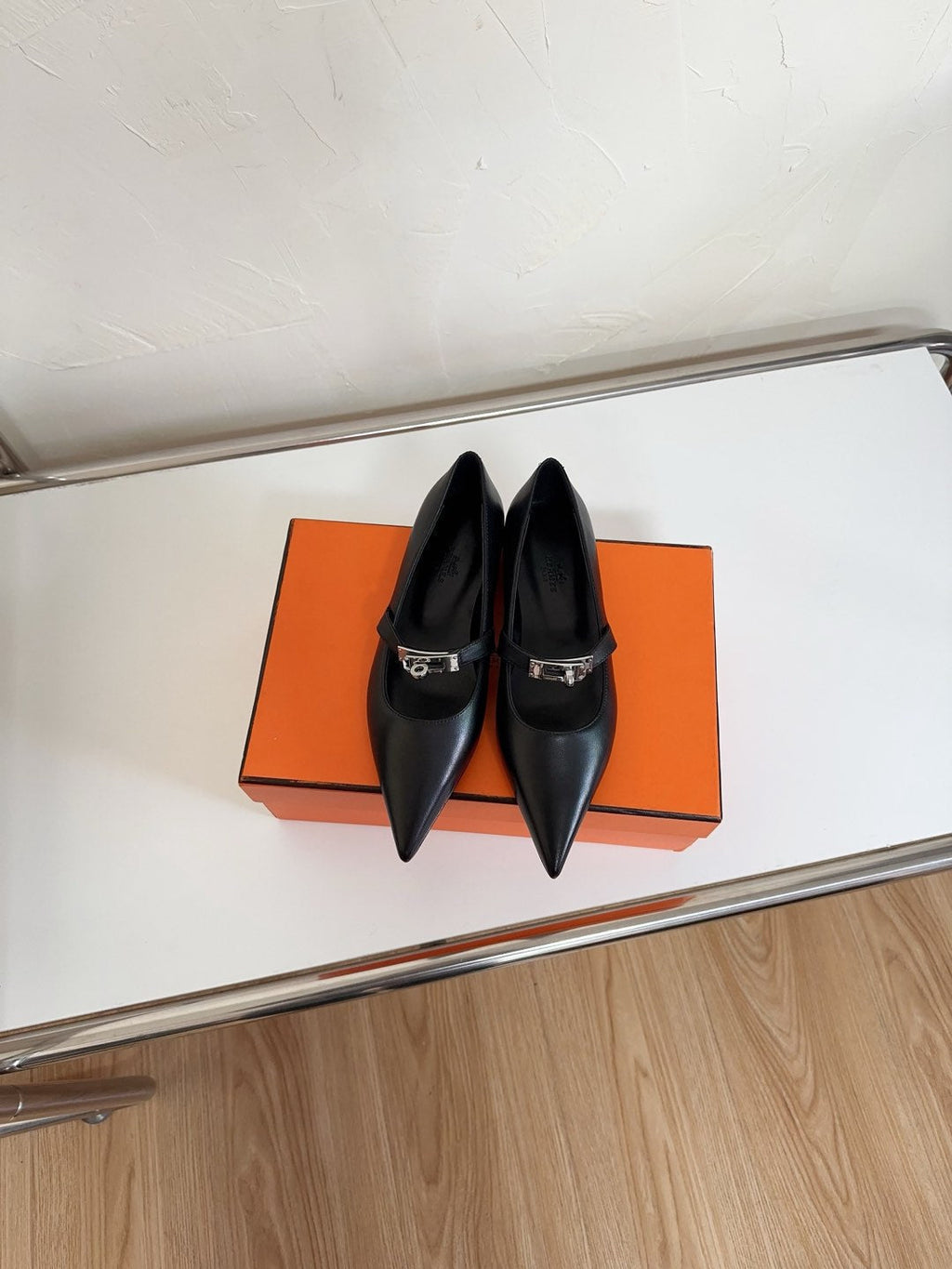 HERMES KIARA FLAT PUMP IN BLACK CALFSKIN