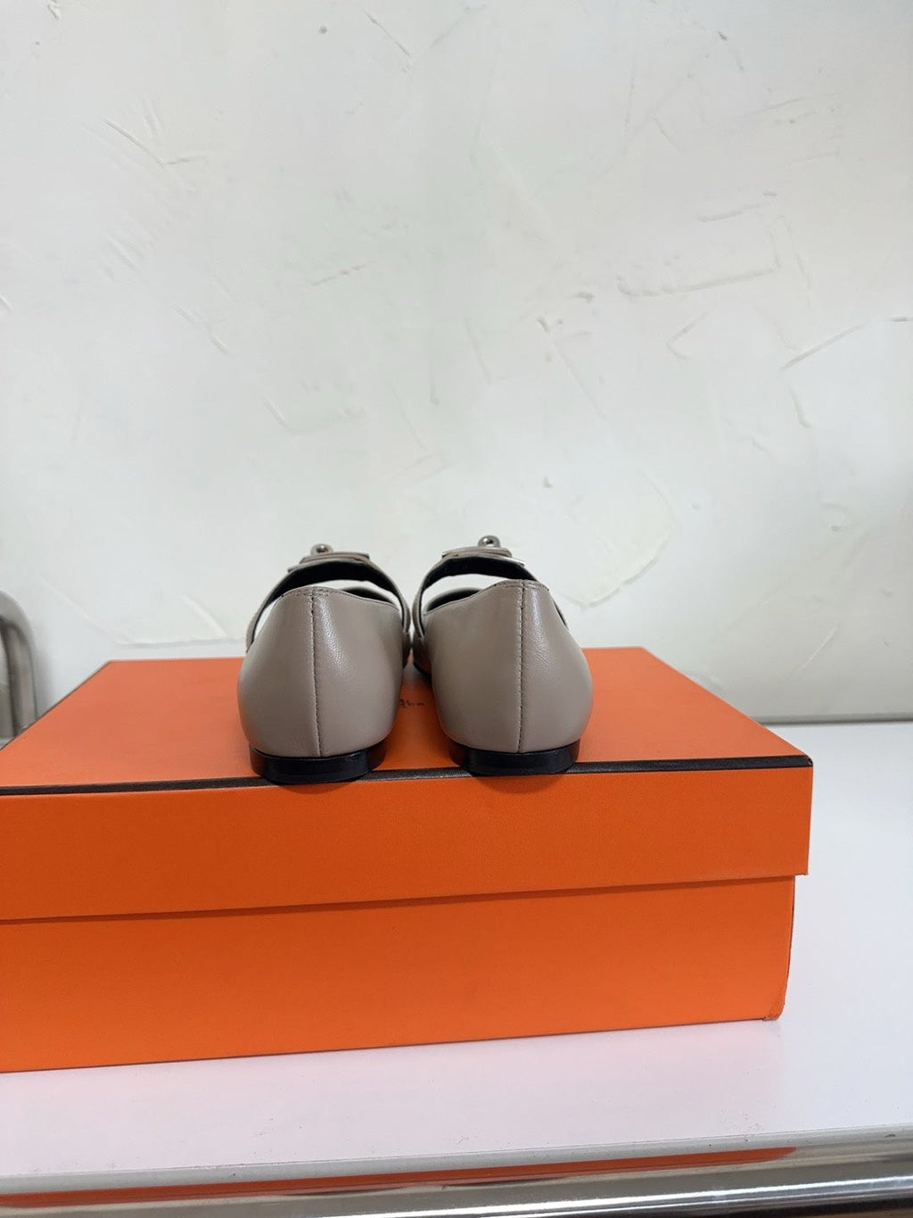 HERMES KIARA FLAT PUMP IN KHAKI BROWN CALFSKIN
