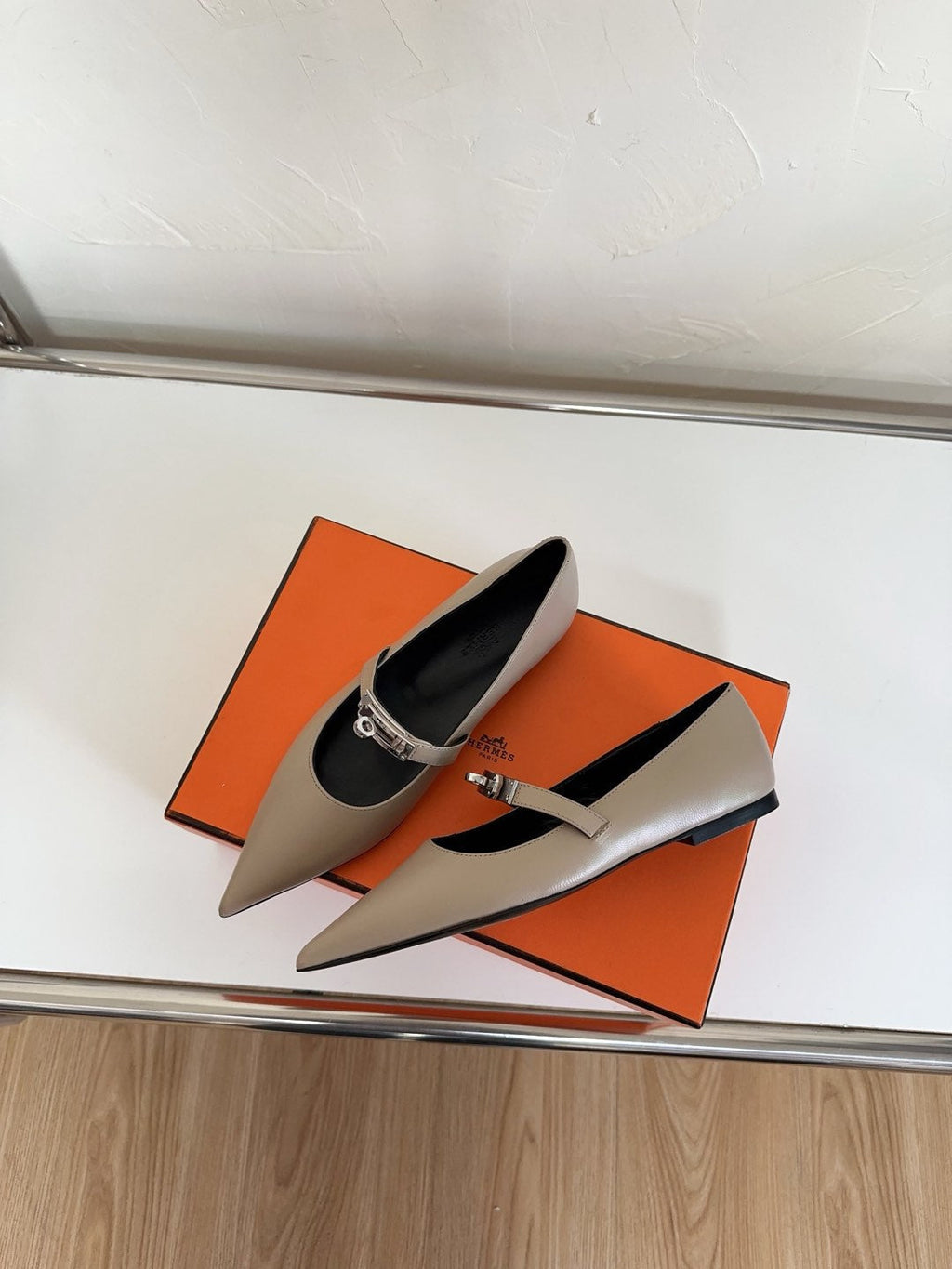 HERMES KIARA FLAT PUMP IN KHAKI BROWN CALFSKIN
