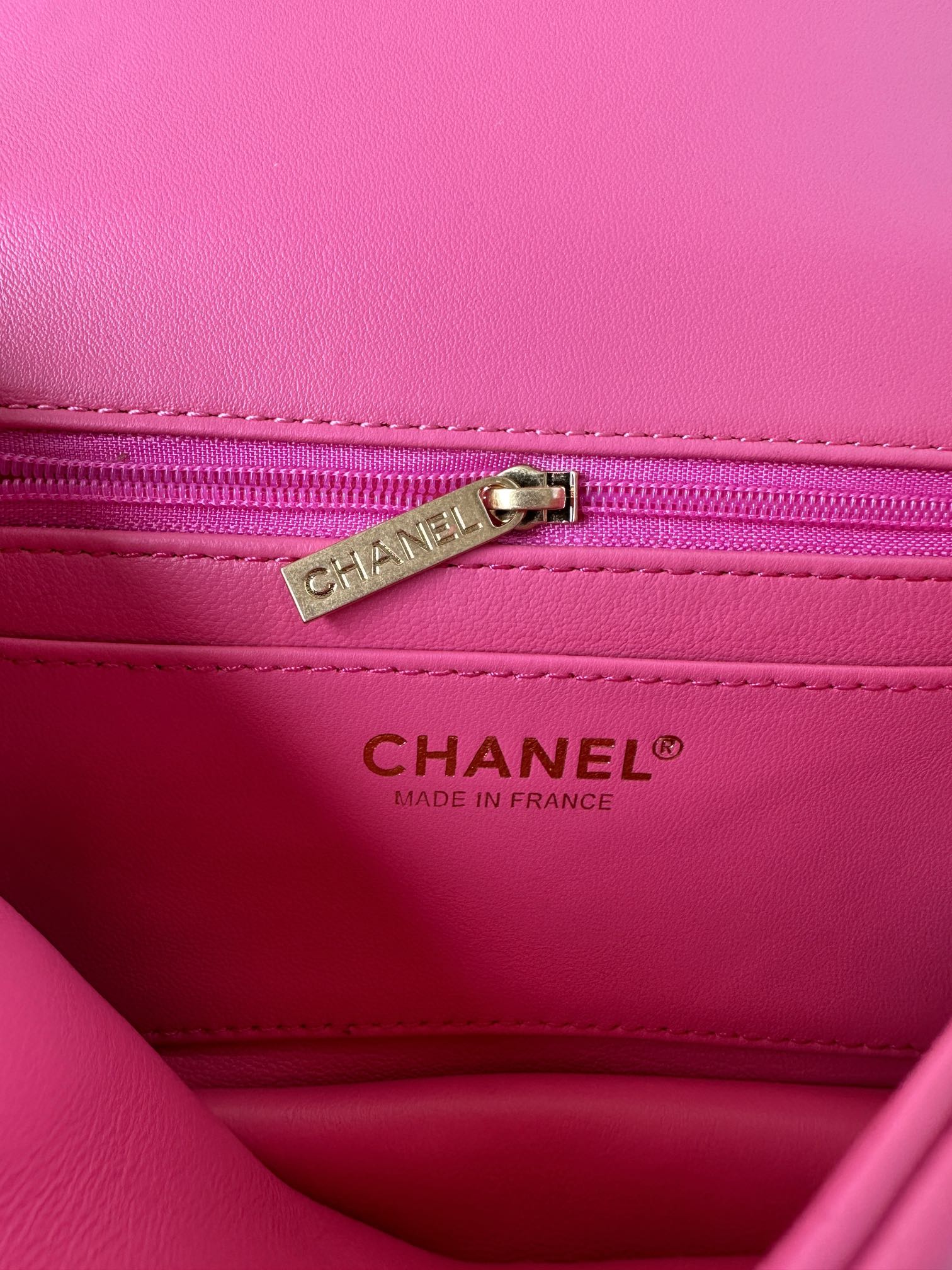 CHANEL SMALL 20 FLAP BAG IN DEEP PINK CALFSKIN