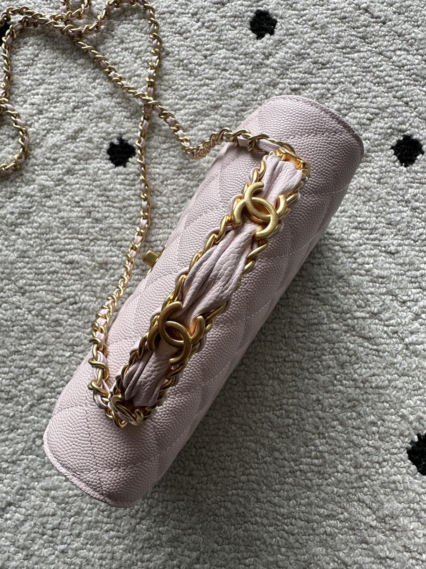 CHANEL 25S CLASSIC WALLET ON CHAIN 19 IN LIGHT PINK LAMBSKIN WITH GOLD HARDWARE