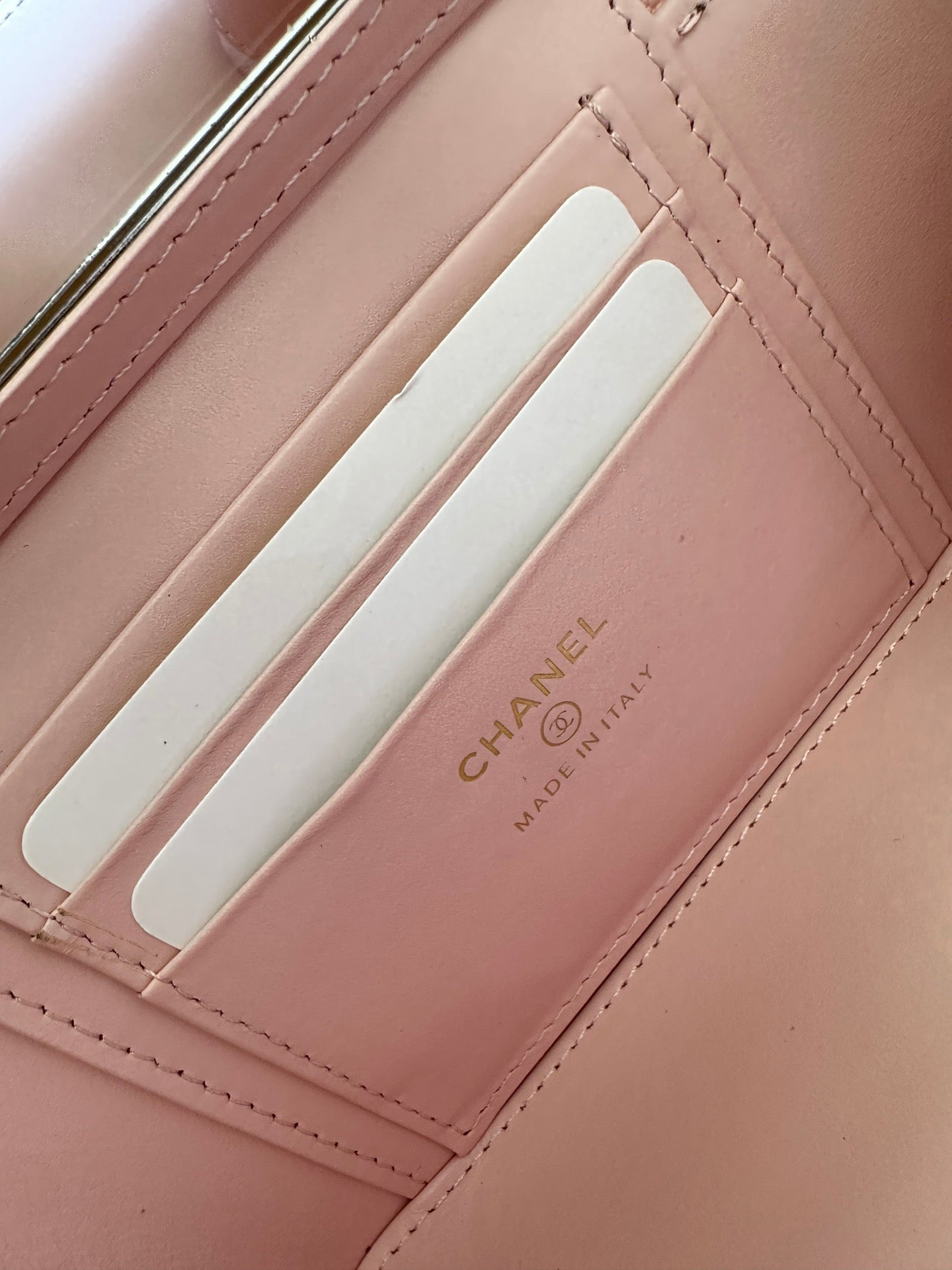 CHANEL 25S VANITY BAG 17 IN LIGHT PINK CAVIAR LEATHER WITH GOLD HARDWARE