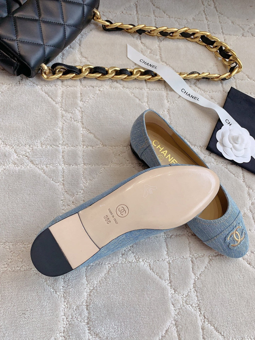 CHANEL BALLET FLATS IN LIGHT BLUE DENIM