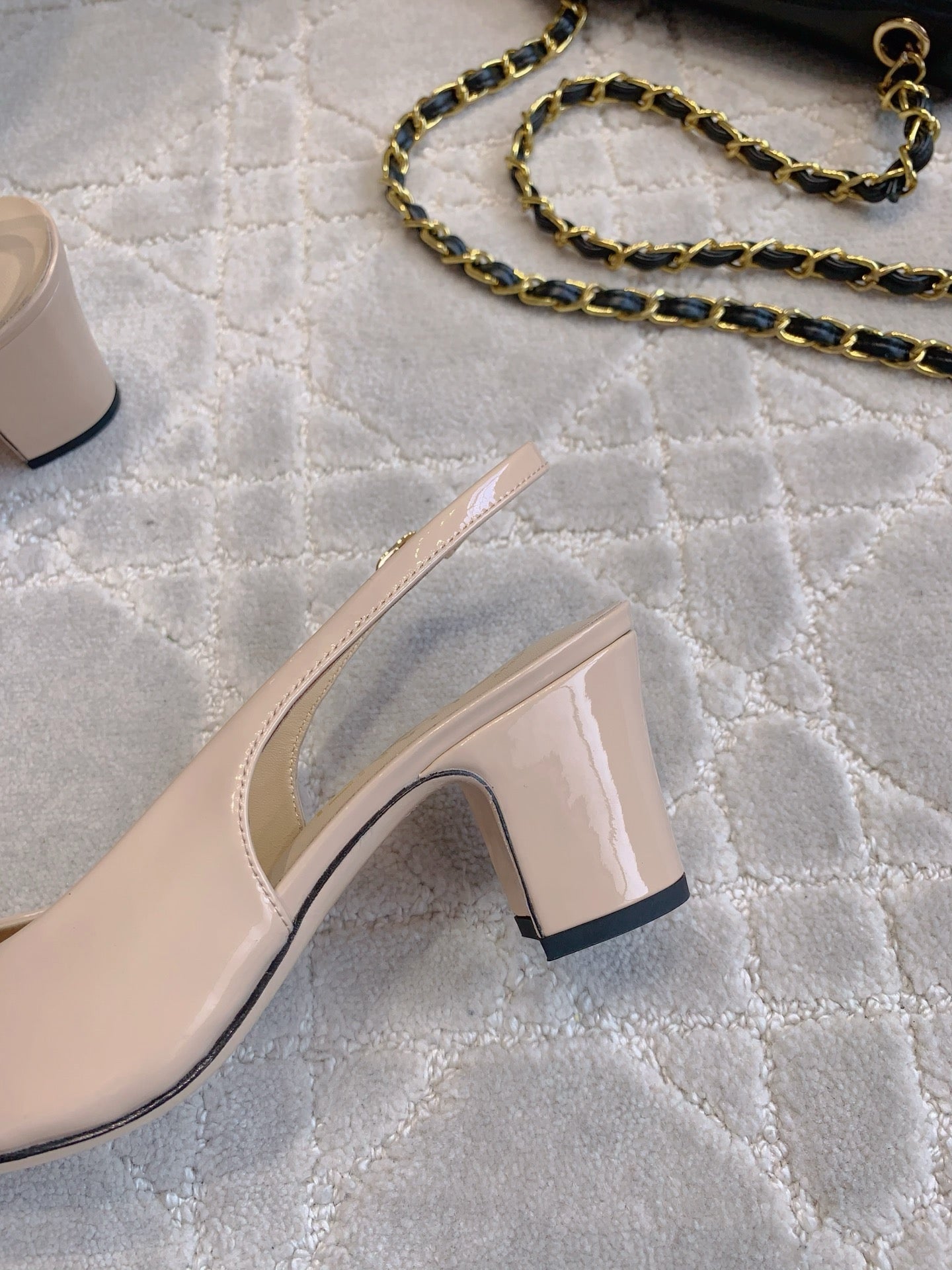 CHANEL HIGH SLINGBACKS 65 MM IN BEIGE CREAM PATENT CALFSKIN
