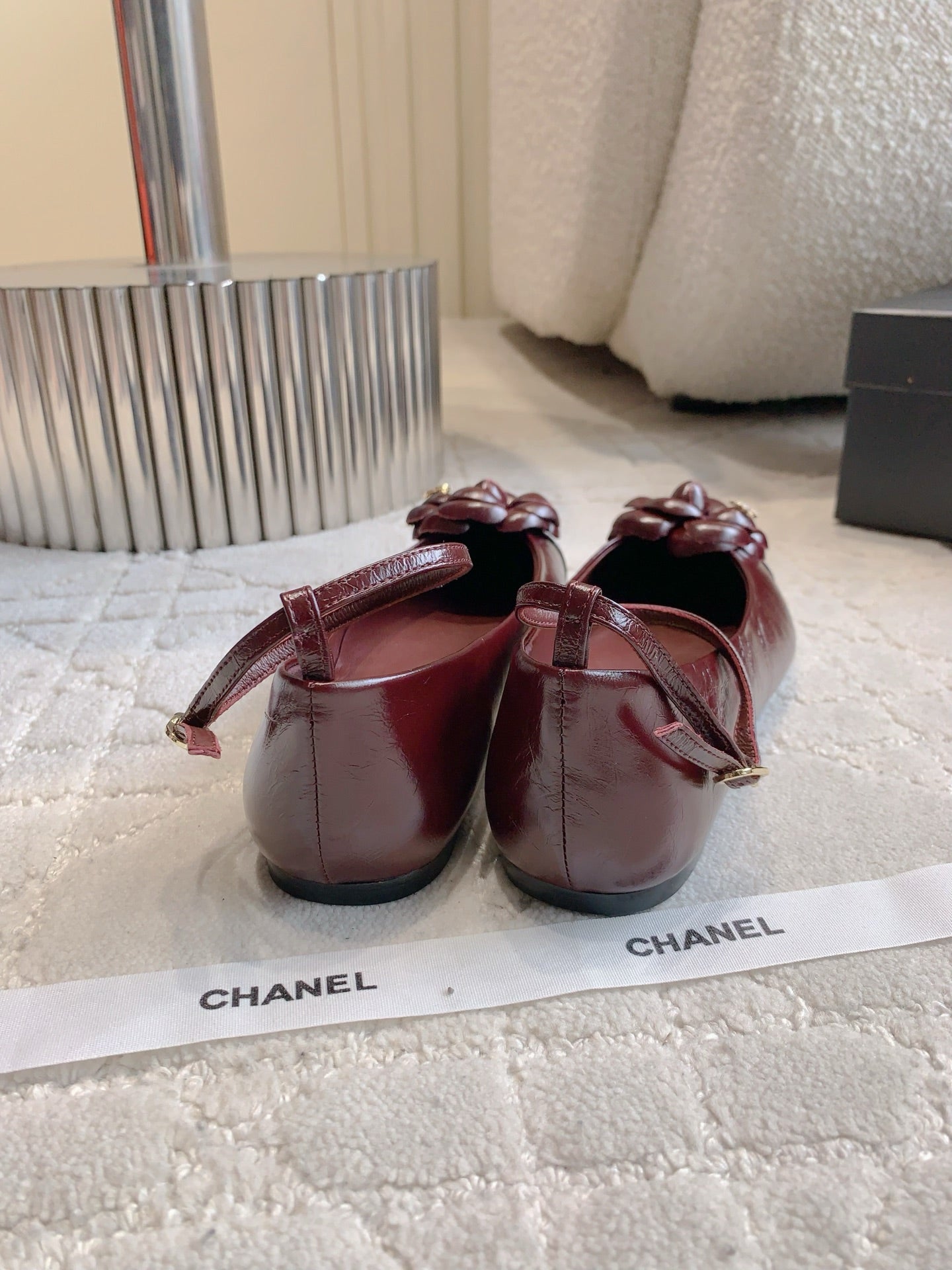 CHANEL 25S CAMELLIA SQUARE TOE FLATS IN ROSSO ANCORA CALFSKIN GOLD HARDWARE