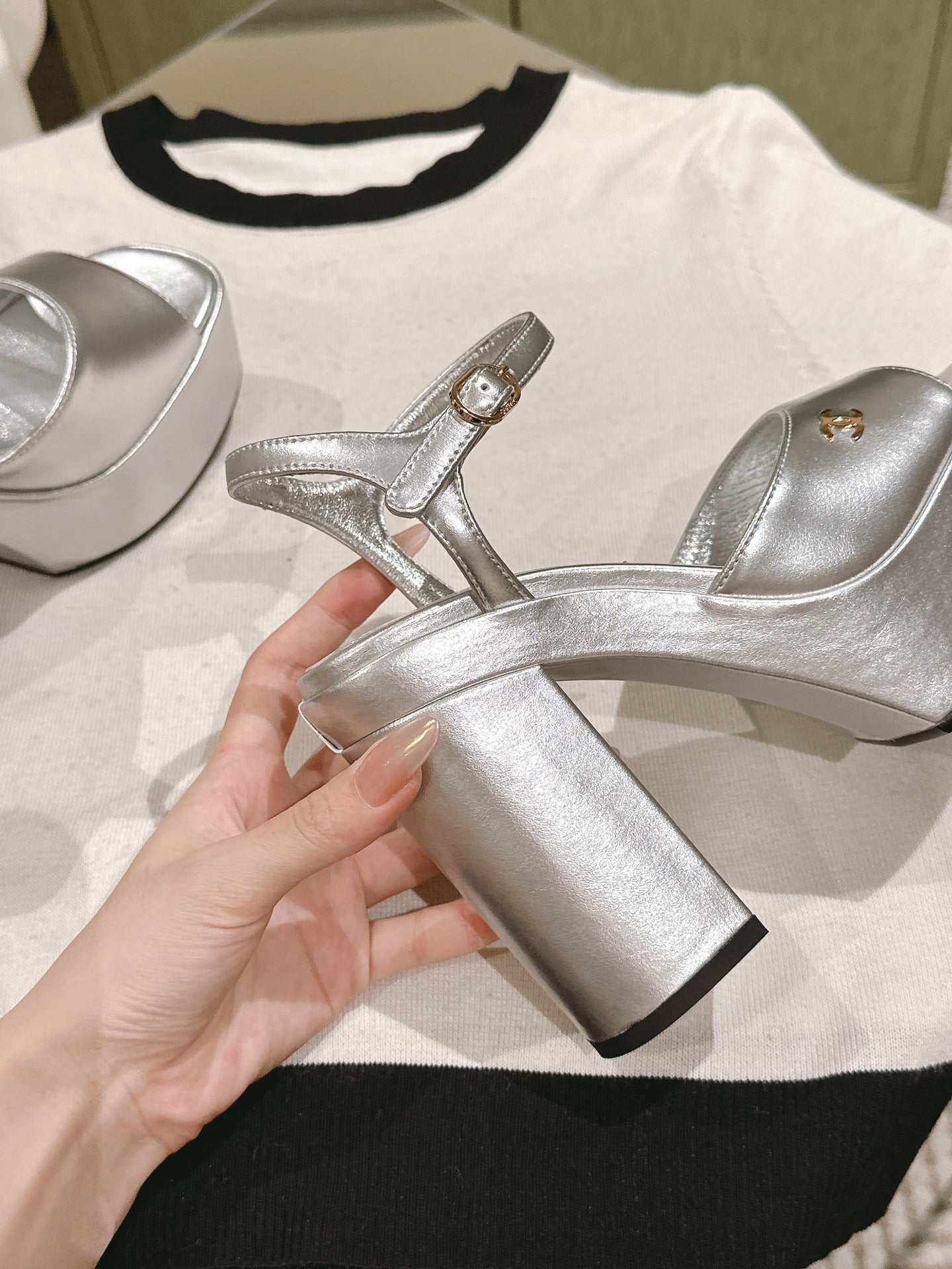 CHANEL HIGH SANDAL SILVER CALFSKIN