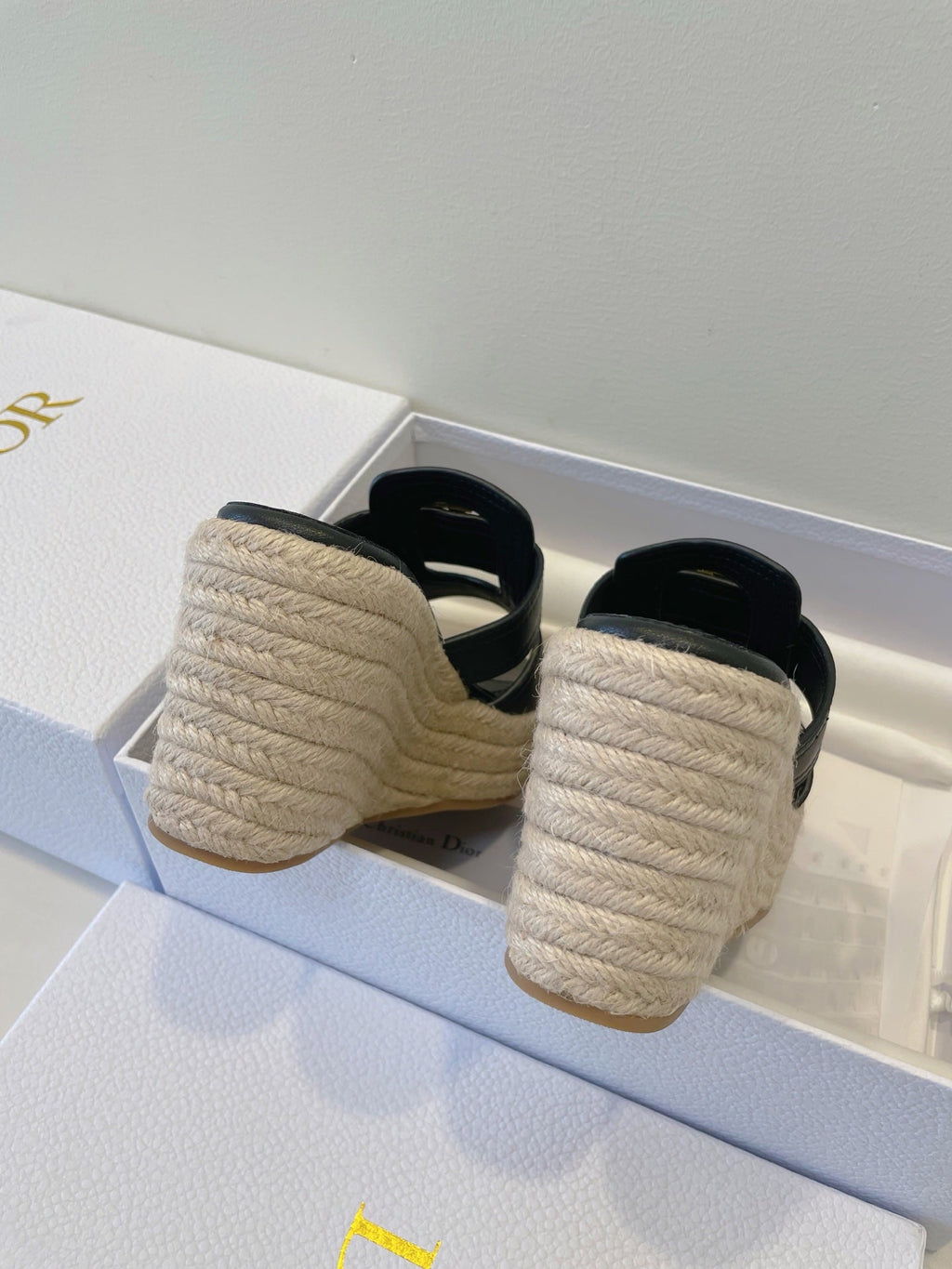 DIOR MONTAIGNE WEDGE SLIDE 95MM IN BLACK CALFSKIN