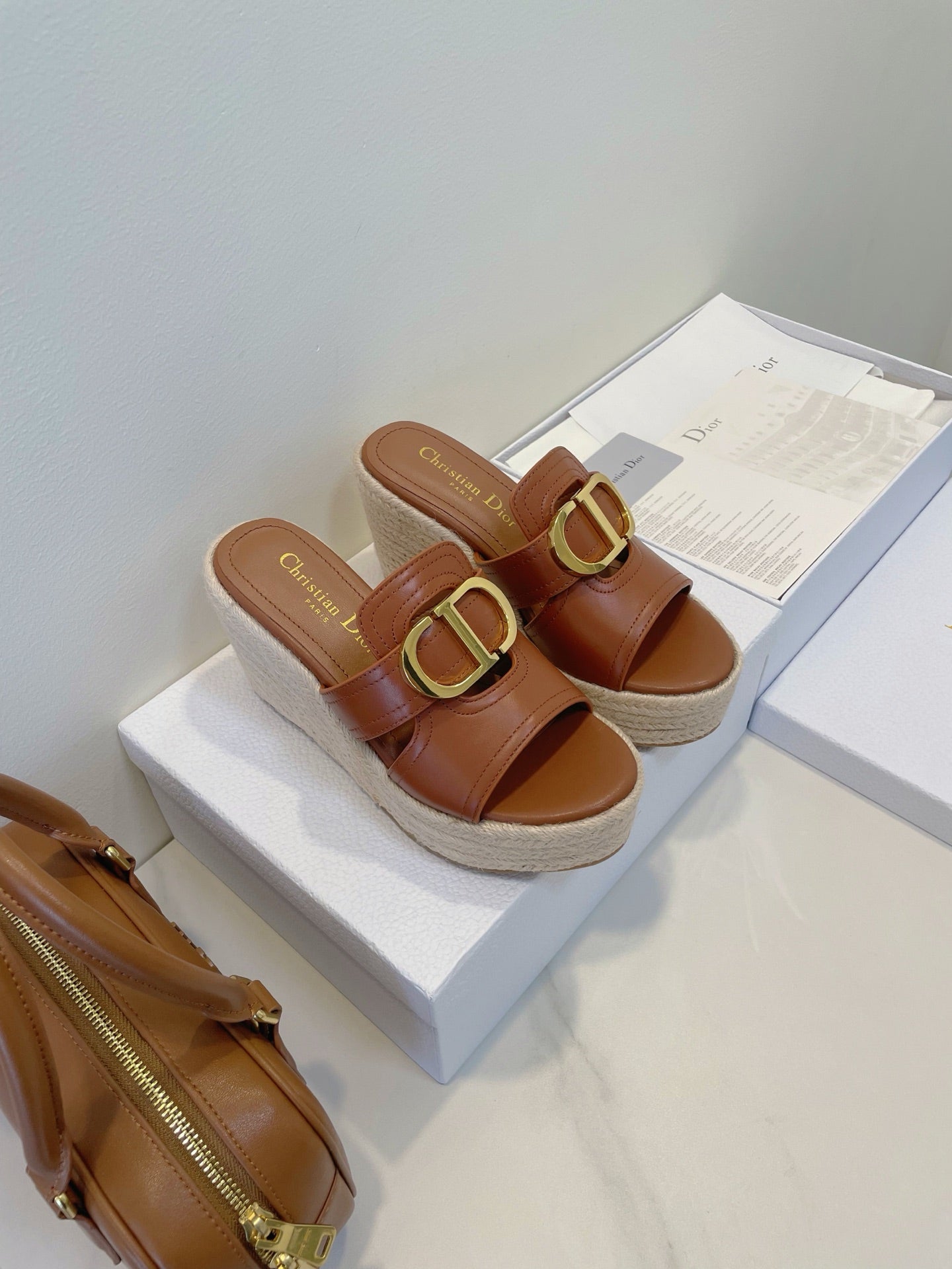 DIOR MONTAIGNE WEDGE SLIDE 95MM IN BROWN CALFSKIN