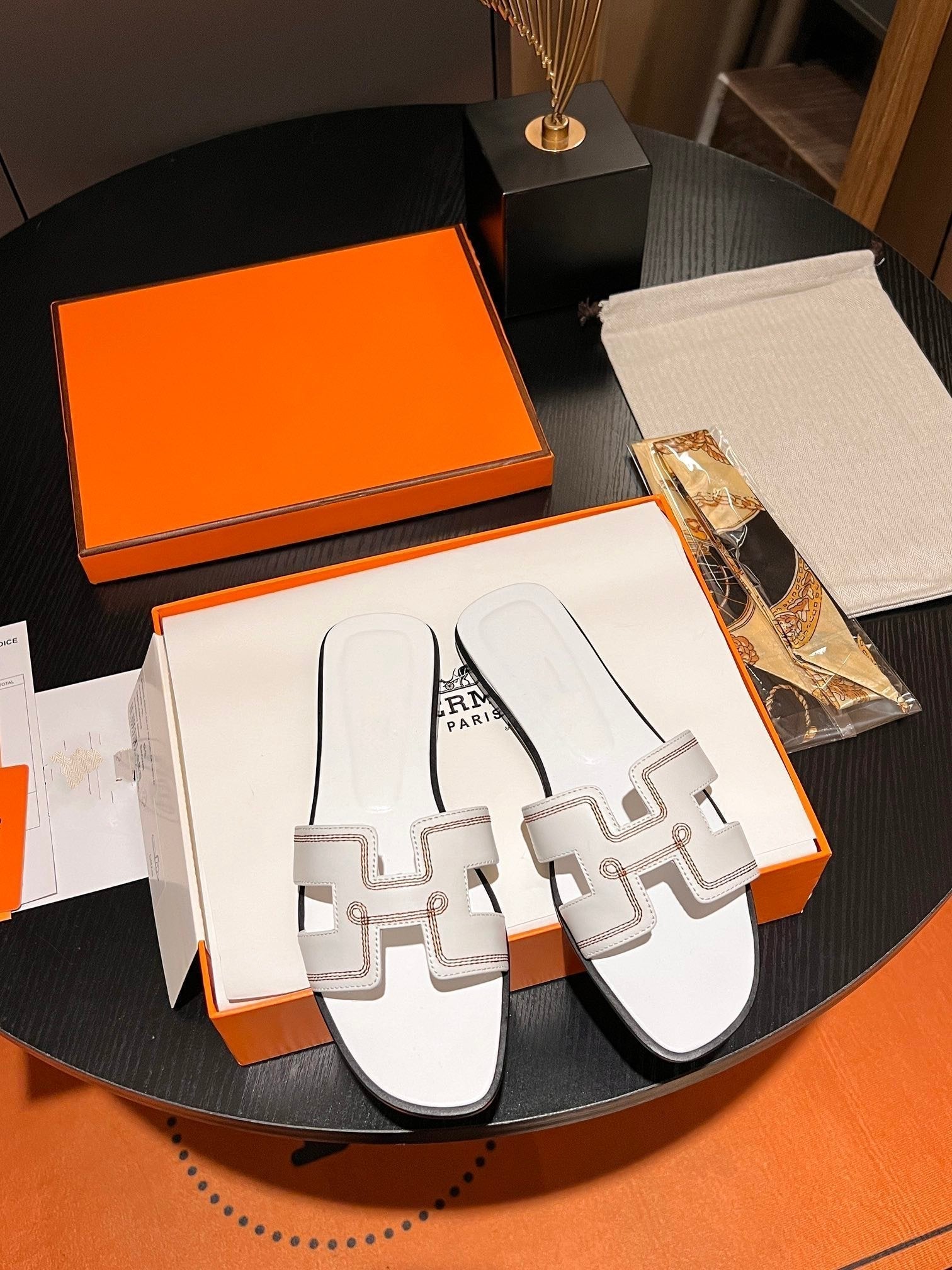 HERMES 0RAN SANDAL Calfskin White