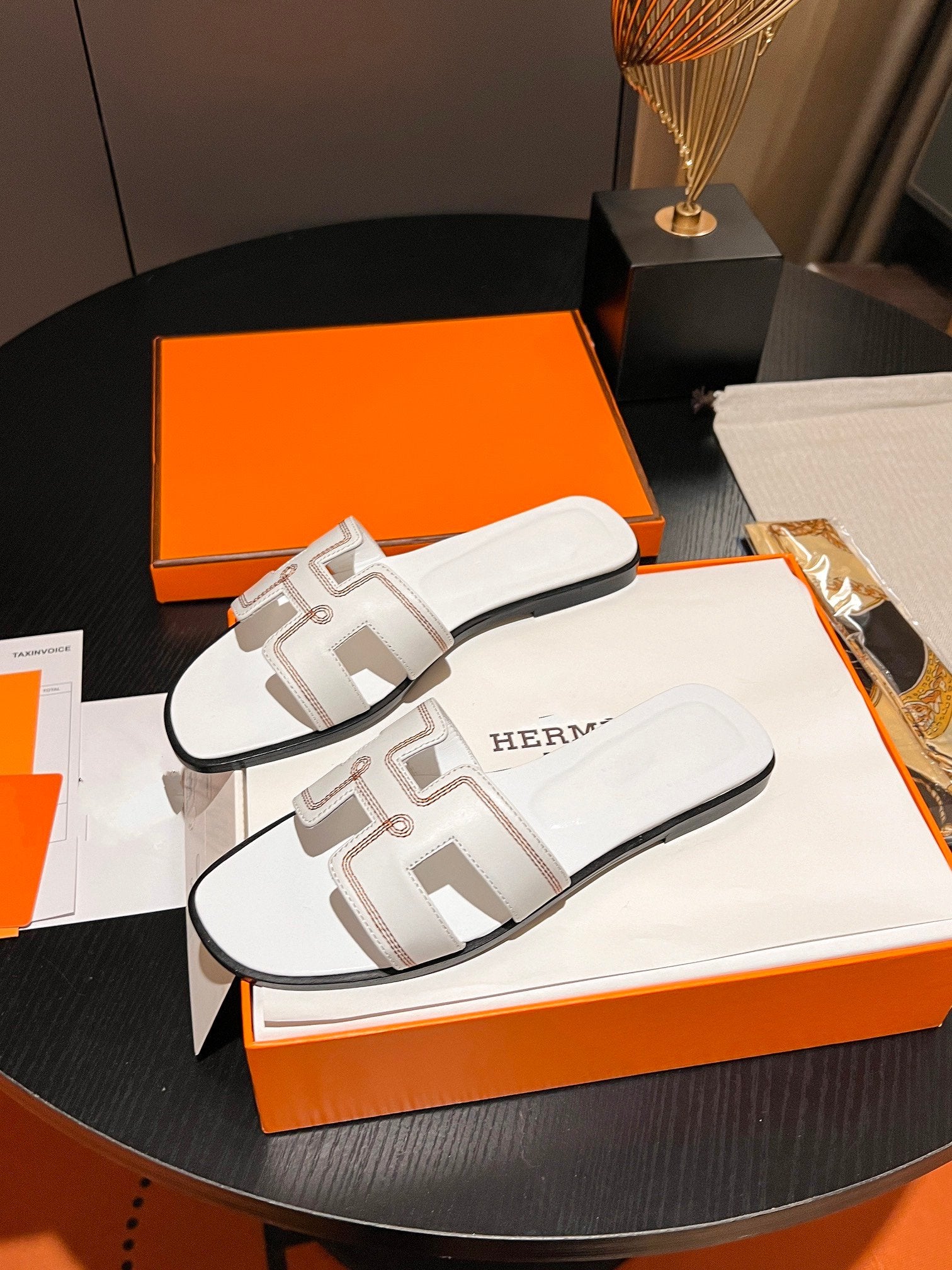 HERMES 0RAN SANDAL Calfskin White