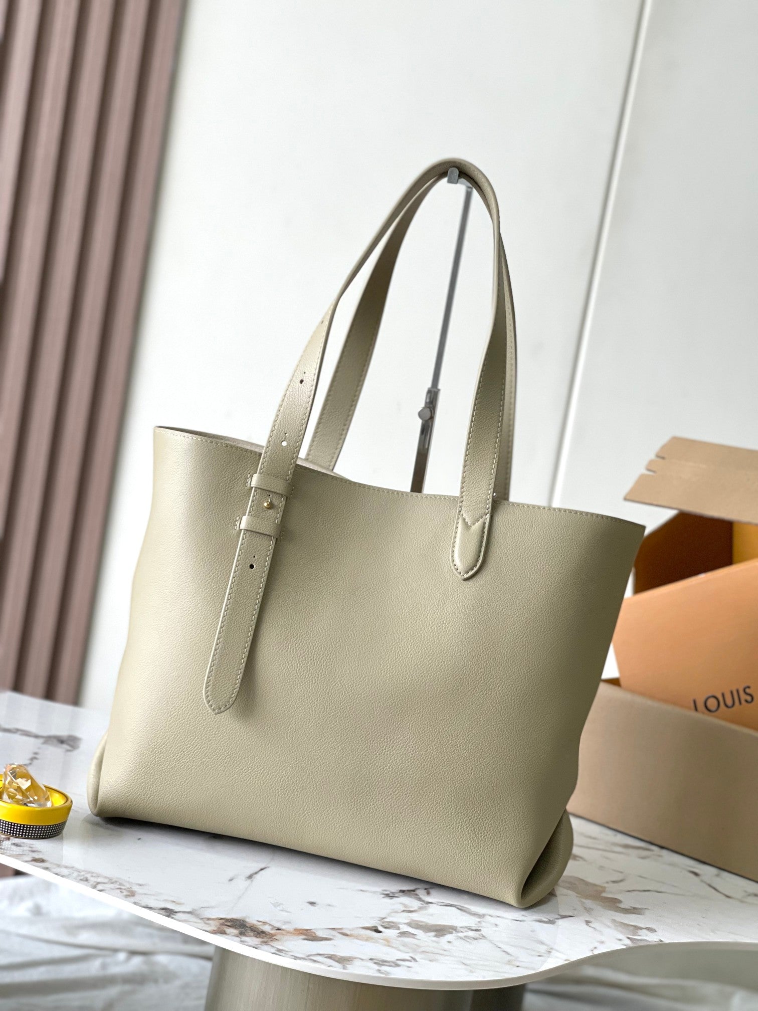 LOUIS VUITTON LOW KEY CABAS 47 IN BEIGE GRAINED CALFSKIN GOLD BUCKLE