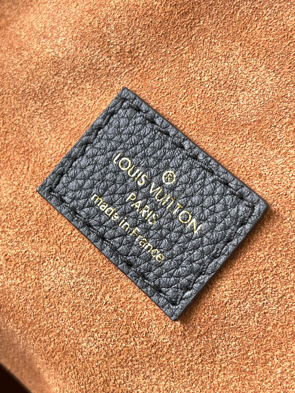 LOUIS VUITTON LOW KEY CABAS 47 IN BLACK GRAINED CALFSKIN GOLD BUCKLE