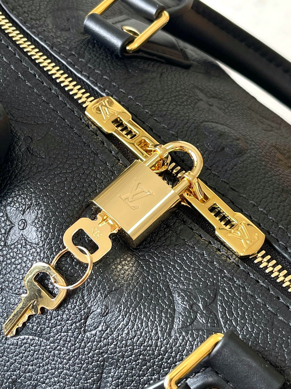 LOUIS VUITTON SPEEDY SOFT 30 IN BLACK MONOGRAM EMPREINTE LEATHER