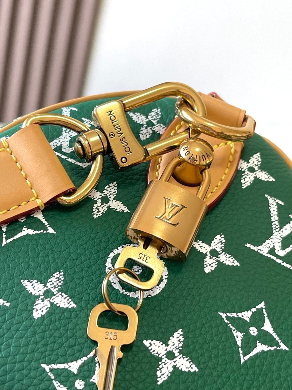 LOUIS VUITTON SPEEDY P9 BANDOULIÈRE 25 IN GREEN MONOGRAM CANVAS GOLD HARDWARE