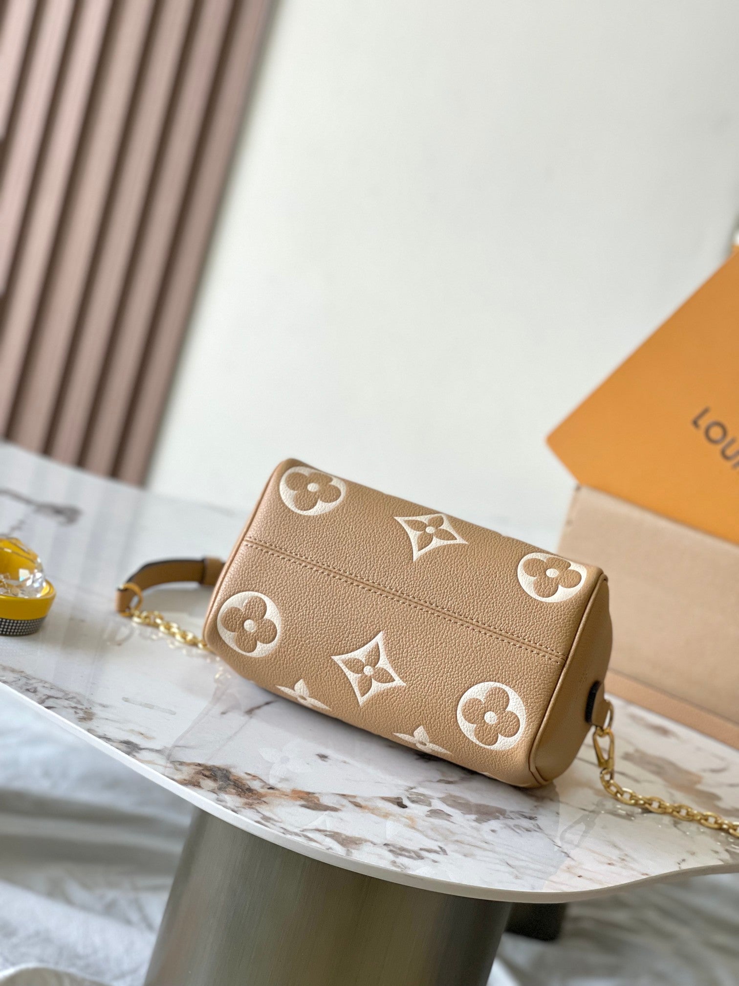 LOUIS VUITTON SPEEDY BANDOULIÈRE 20 IN MILK TEA MONOGRAM EMPREINTE LEATHER
