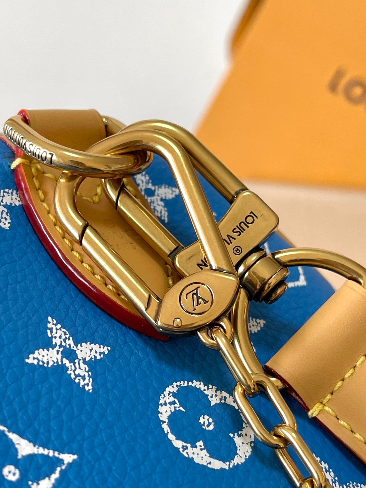 LOUIS VUITTON SPEEDY P9 BANDOULIÈRE 25 IN BLUE MONOGRAM CANVAS GOLD HARDWARE