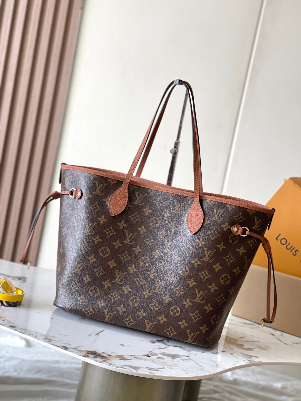 LOUIS VUITTON NEVERFULL INSIDE OUT MM 31 IN BROWN MONOGRAM CANVAS AND CALFSKIN TRIM