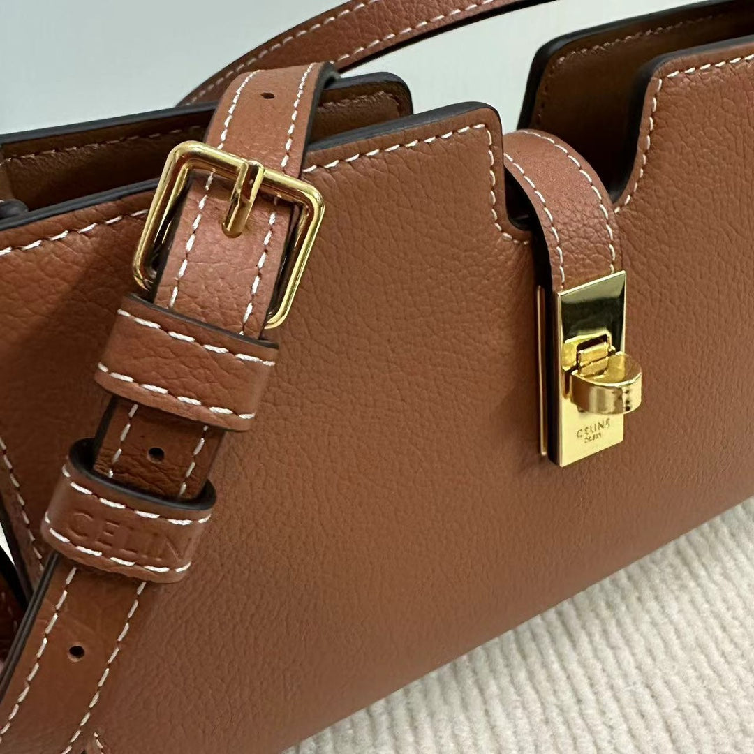CELINE 16 STRAP POCHETTE 18 IN BRONZE ORANGE SUPPLE CALFSKIN GOLD HARDWARE