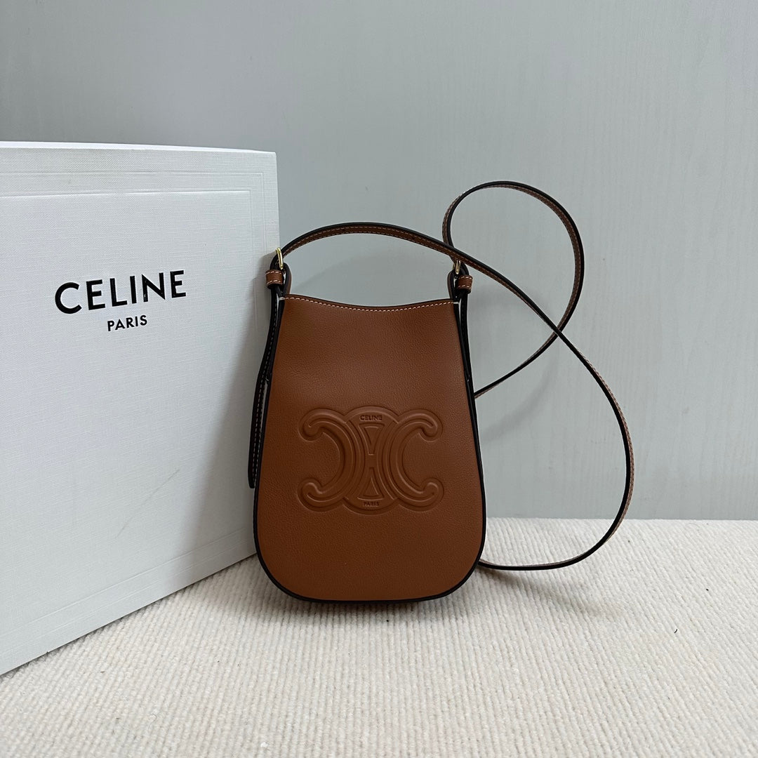 CELINE PHONE POUCH HELOISE 19 IN IRISH COFFEE SUPPLE CALFSKIN