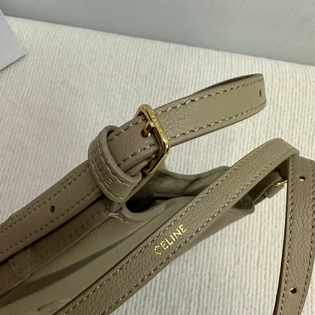 CELINE PHONE POUCH HELOISE 19 IN DONKEY BROWN SUPPLE CALFSKIN