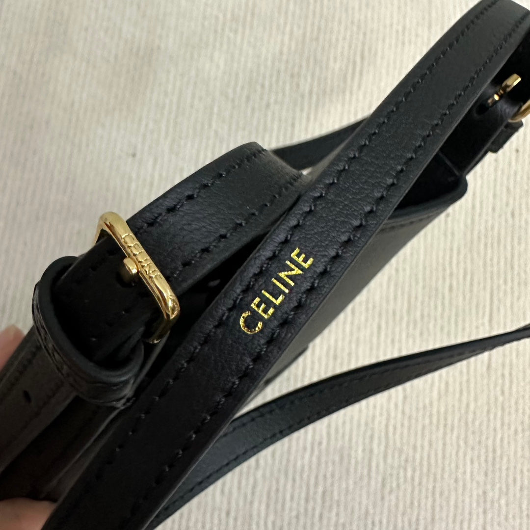 CELINE PHONE POUCH HELOISE 19 IN BLACK SUPPLE CALFSKIN