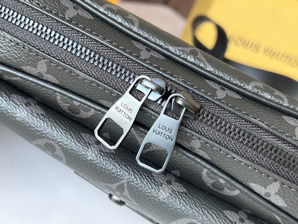 LOUIS VUITTON STEAMER 24 IN BLACK MONOGRAM ECLIPSE CANVAS