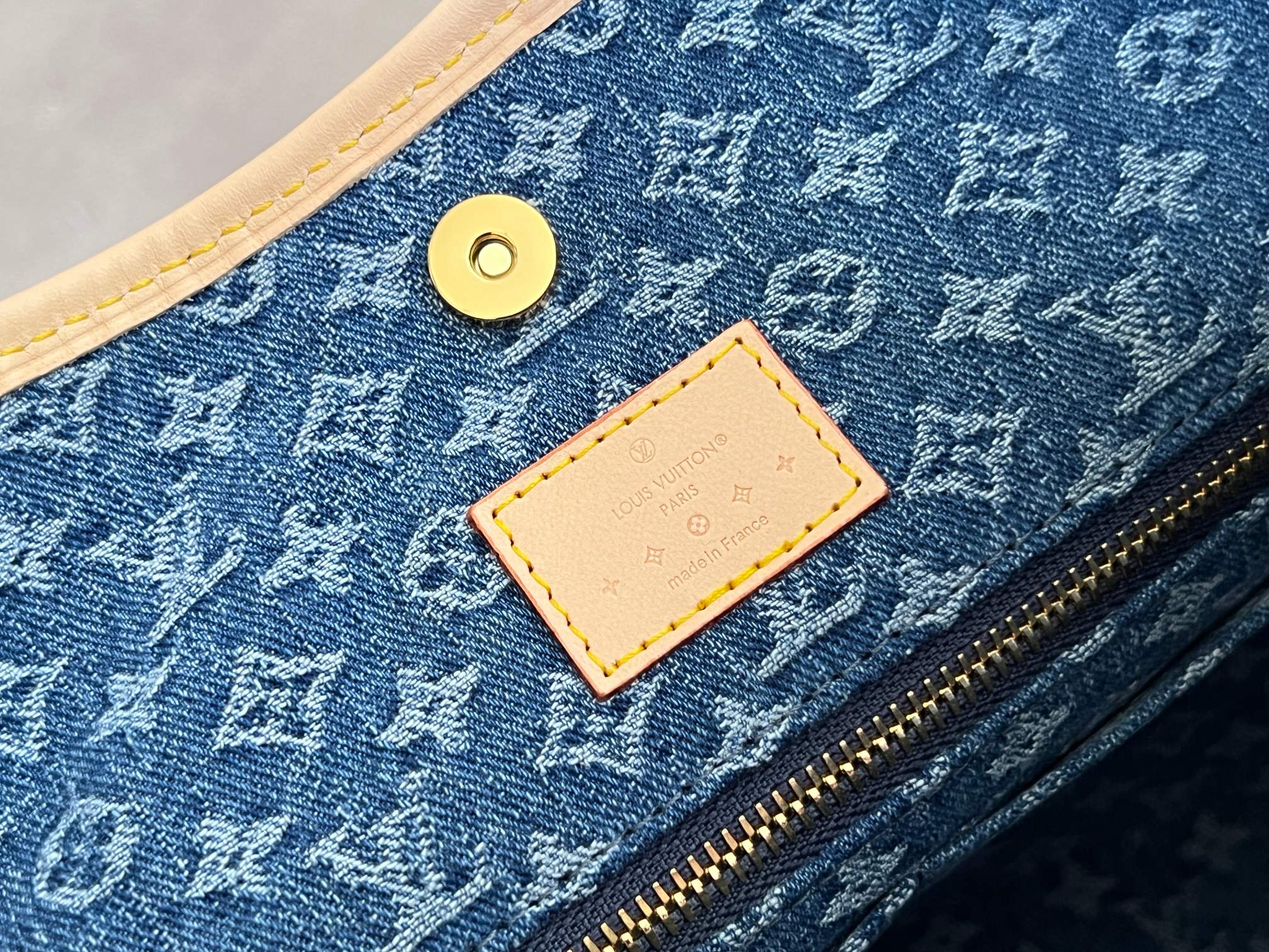 LOUIS VUITTON LV 25S CARRYALL 39 IN BLUE DENIM MONOGRAM LEATHER TRIM