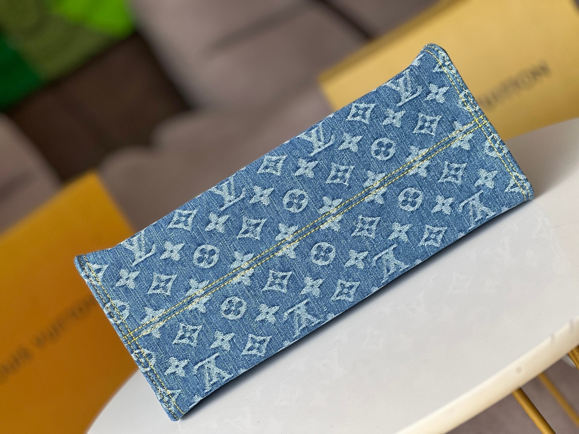 LOUIS VUITTON ONTHEGO 35 IN BLUE MONOGRAM DENIM