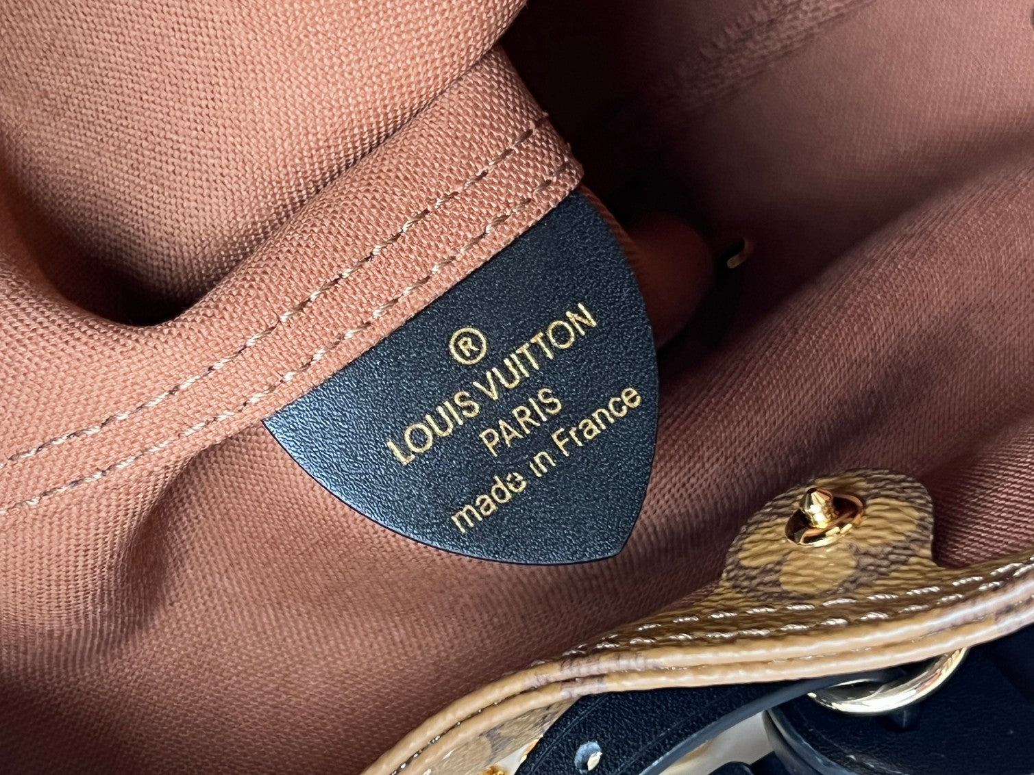 LOUIS VUITTON LV 25S ATLANTIS BB 17 IN CARAMEL BEIGE MONOGRAM COATED CANVAS LEATHER TRIM BLACK