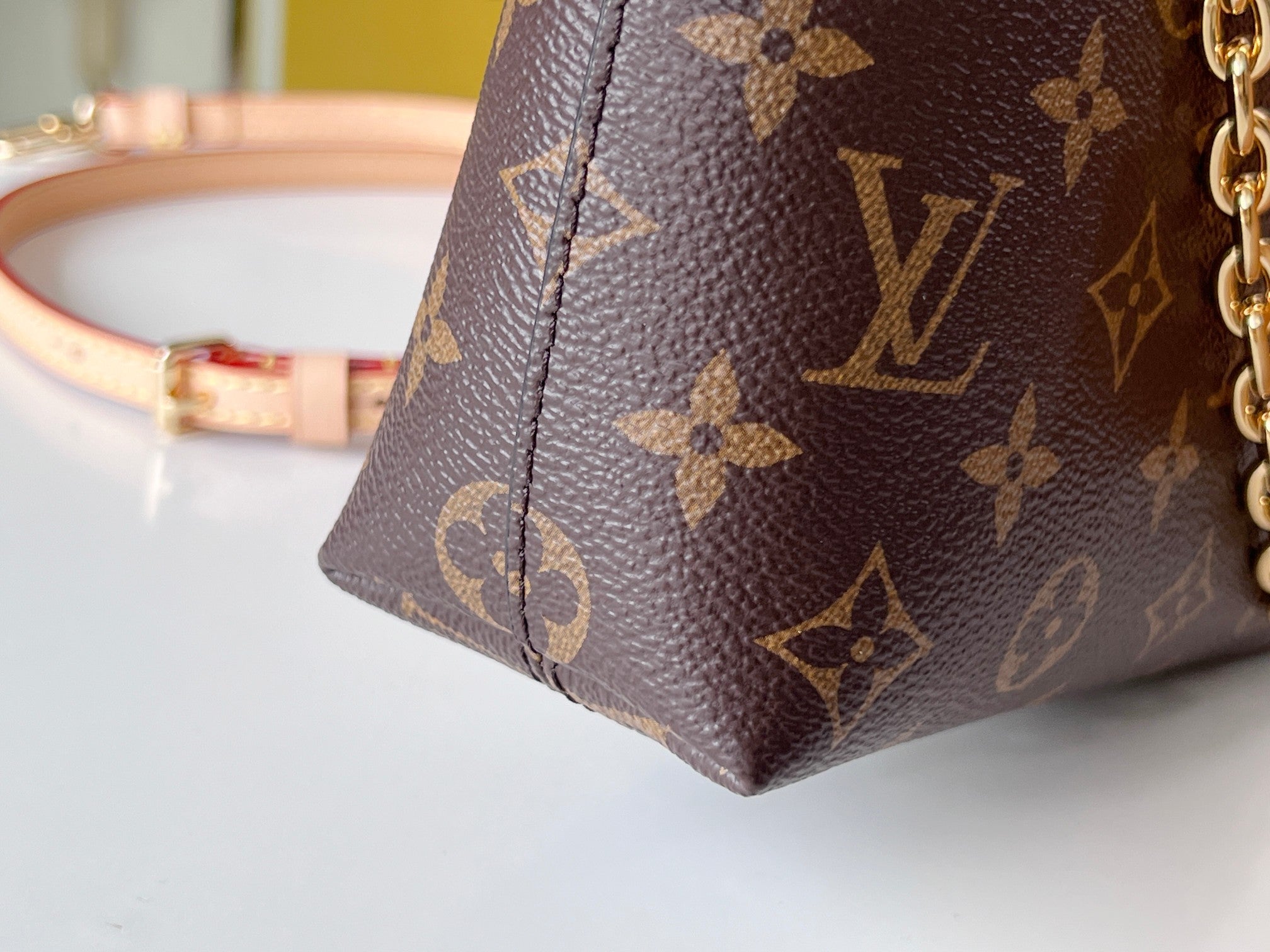LOUIS VUITTON LV 25S LOCKIT BB 19 IN BROWN MONOGRAM COATED CANVAS GOLD HARDWARE
