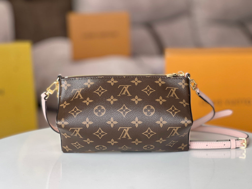 LOUIS VUITTON BLOOM POUCH 22 IN BROWN MONOGRAM CANVAS AND PASTEL PINK CALFSKIN SIDES