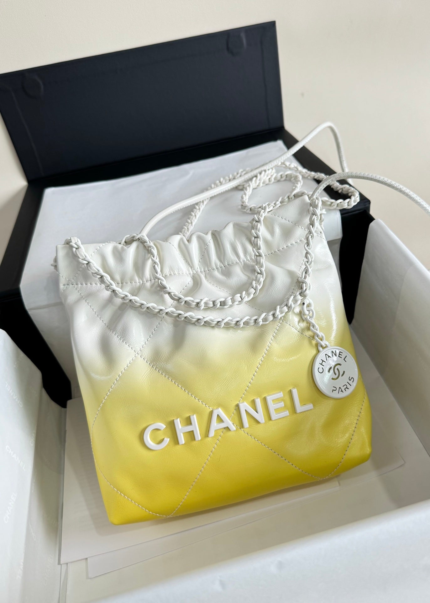 CHANEL HOBO MINI 20CM YELLOW WHITE LAMBSKIN