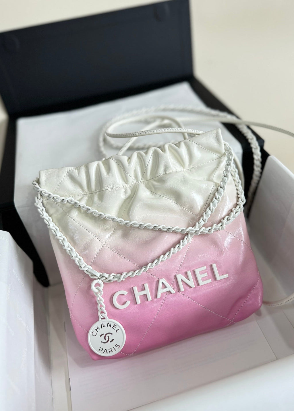 CHANEL HOBO MINI 20CM PINK WHITE LAMBSKIN