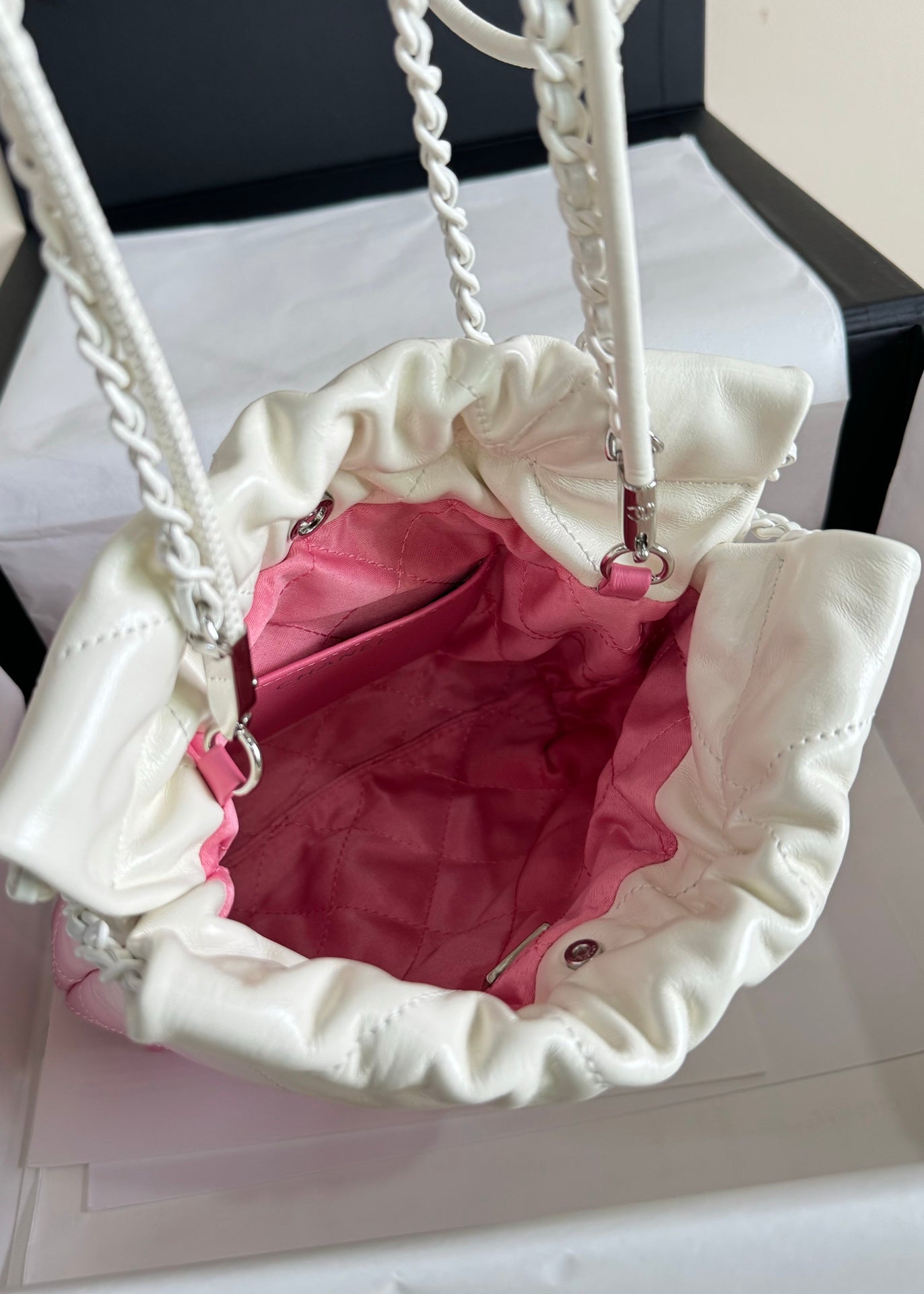 CHANEL HOBO MINI 20CM PINK WHITE LAMBSKIN