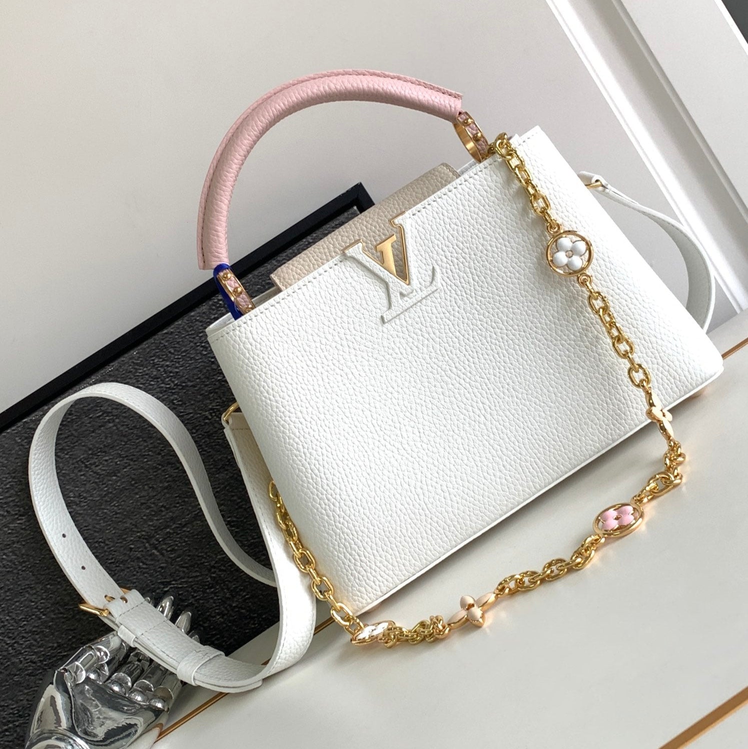 LOUIS VUITTON CAPUCINES BB 27 IN WHITE MIX PINK AND BEIGE TAURILLON GOLD HARDWARE