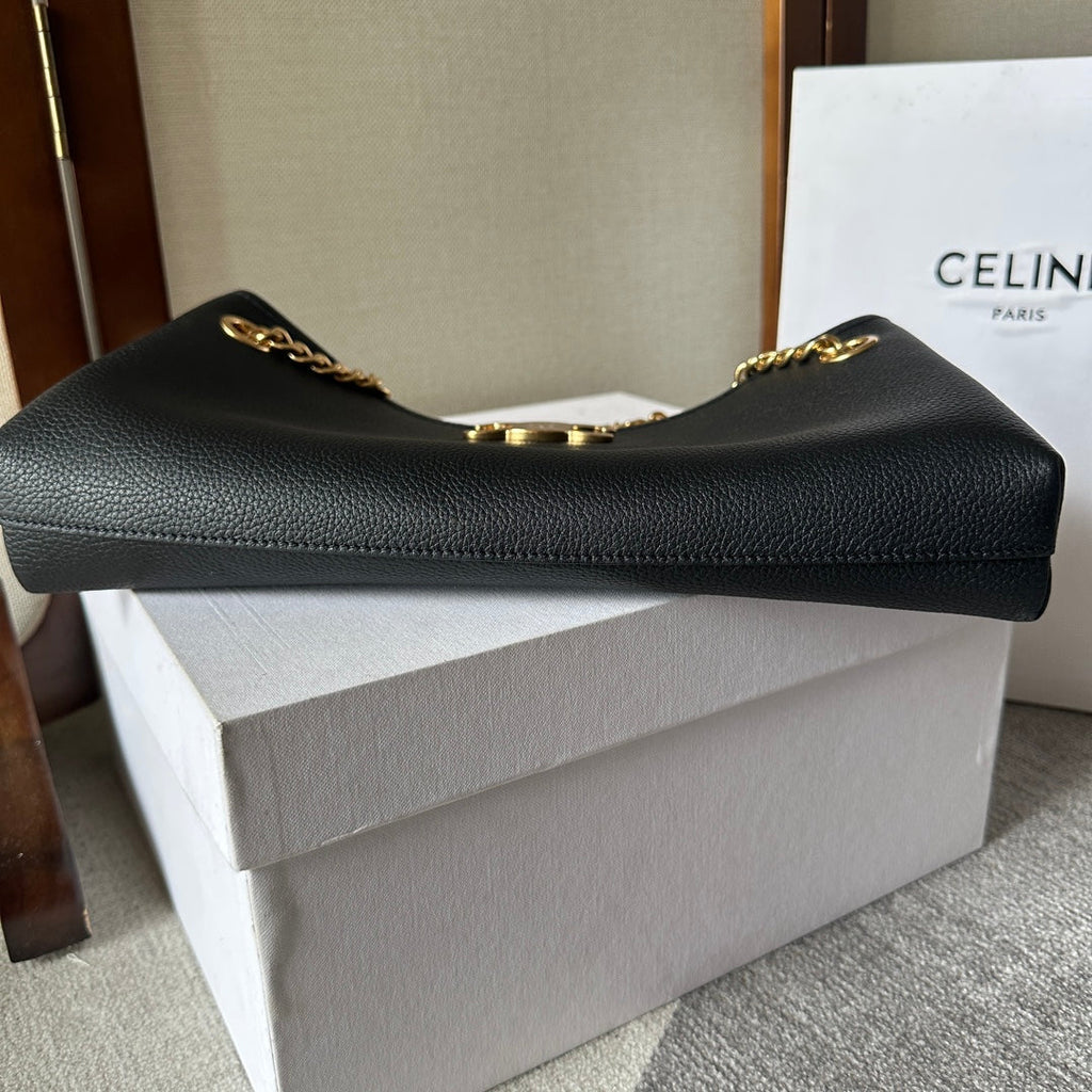 CELINE NEWSPAPER TRIOMPHE SOFT 31 BLACK IN CALFSKIN