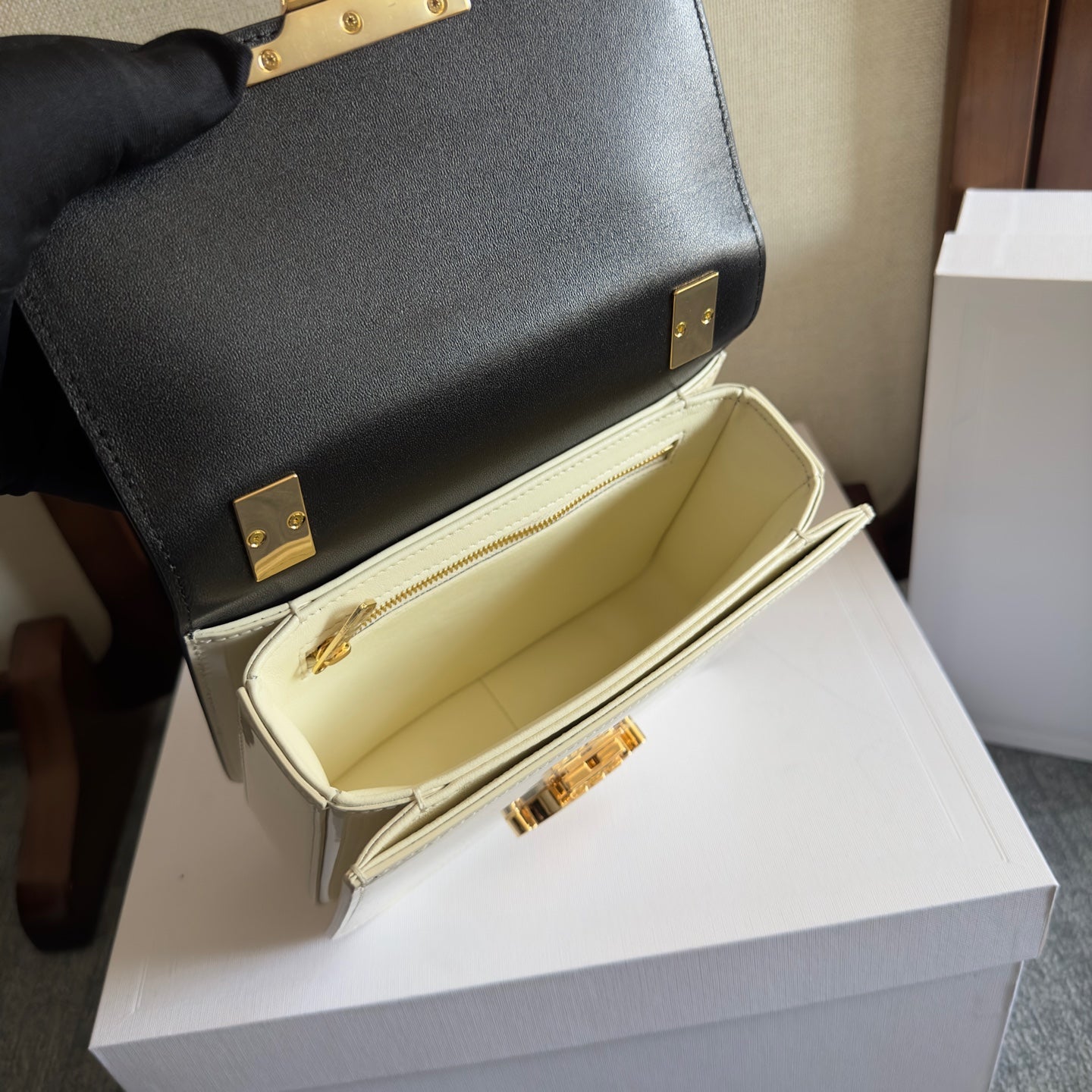 CELINE TEEN GARANCE BAG 18 IN BLACK AND WHITE PATENT CALFSKIN