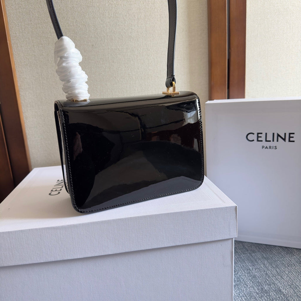 CELINE TEEN GARANCE BAG 18 IN BLACK PATENT CALFSKIN