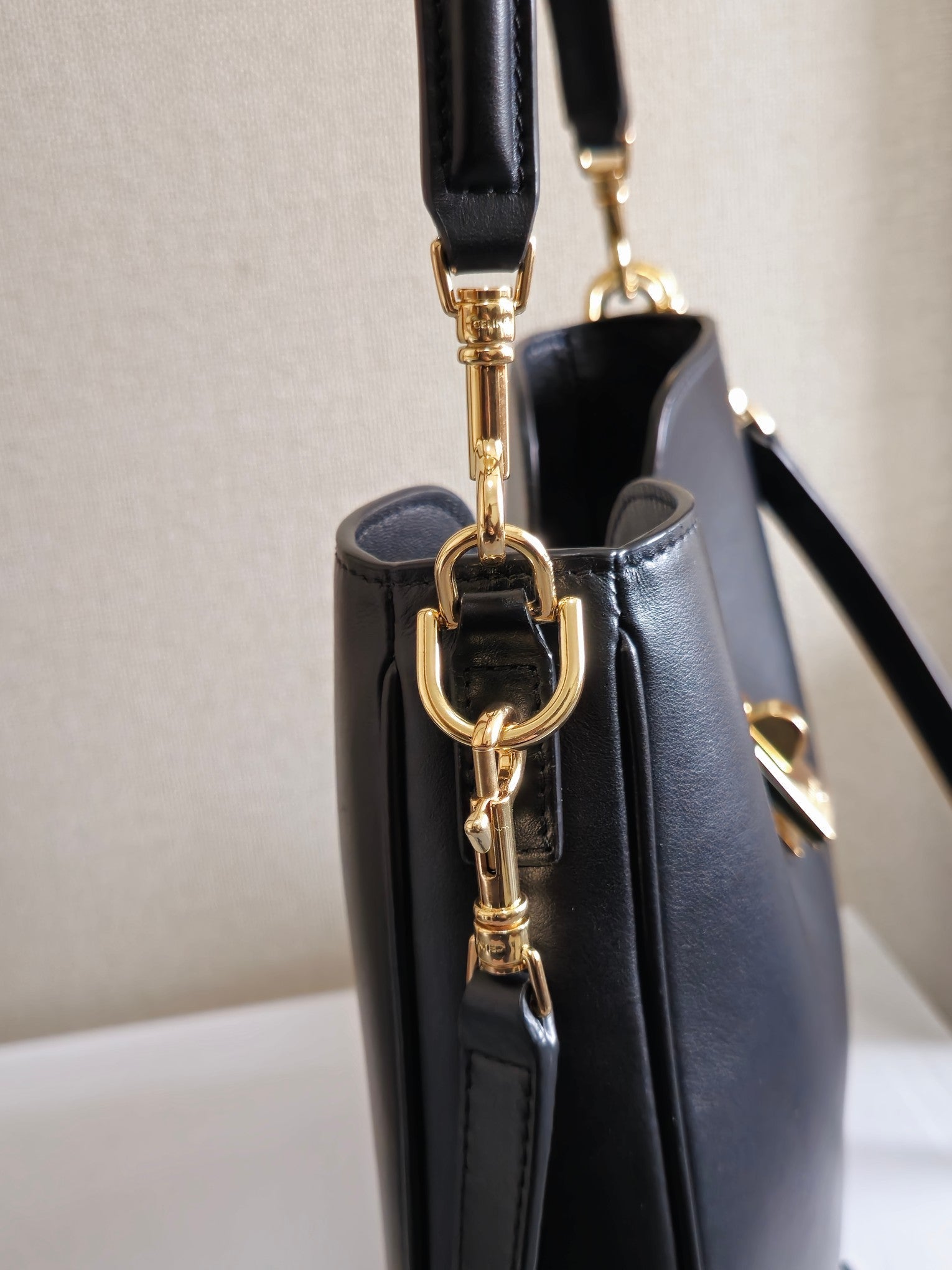 CELINE SMALL CAMILLE 16 SOFT BAG 24 IN BLACK SMOOTH CALFSKIN