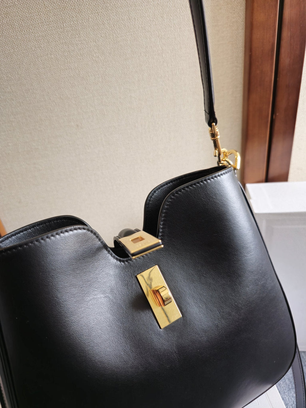 CELINE SMALL CAMILLE 16 SOFT BAG 24 IN BLACK SMOOTH CALFSKIN