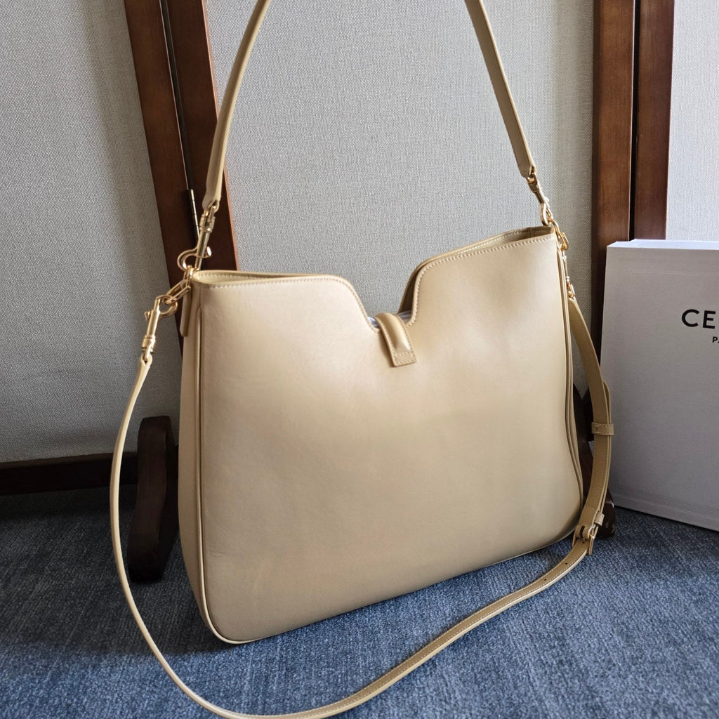 CELINE MEDIUM CAMILLE 16 SOFT BAG 36 LIGHT BEIGE IN SMOOTH CALFSKIN