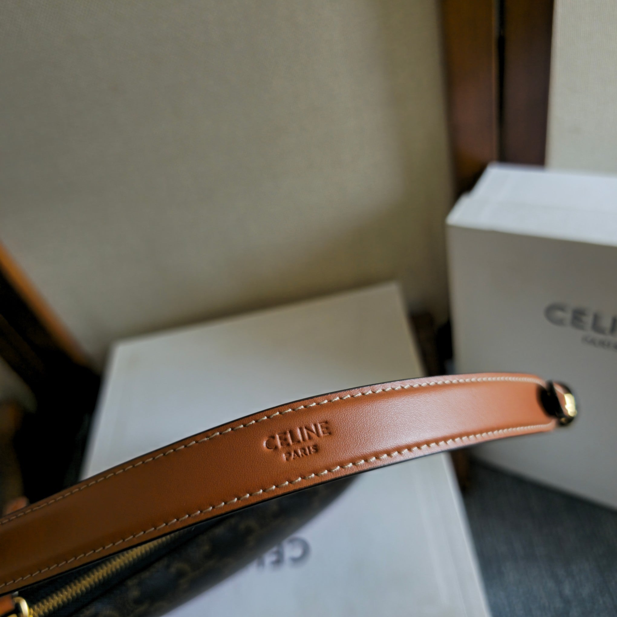 CELINE 25S SHOULDER BAG 21MM IN BLACK TRIOMPHE CANVAS AND BORWN CALFSKIN
