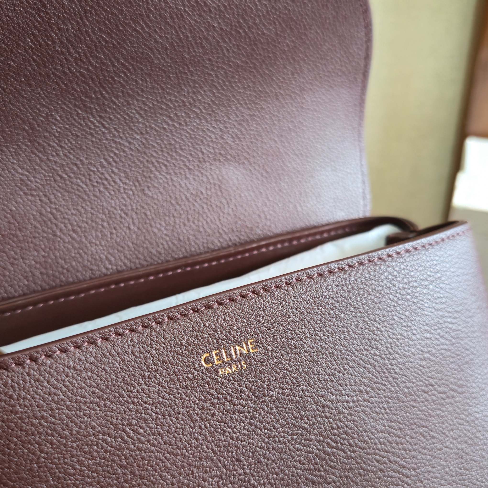 CELINE 25S NINO BAG 20MM IN SYRAH RED GRAINED CALFSKIN GOLD HARDWARE
