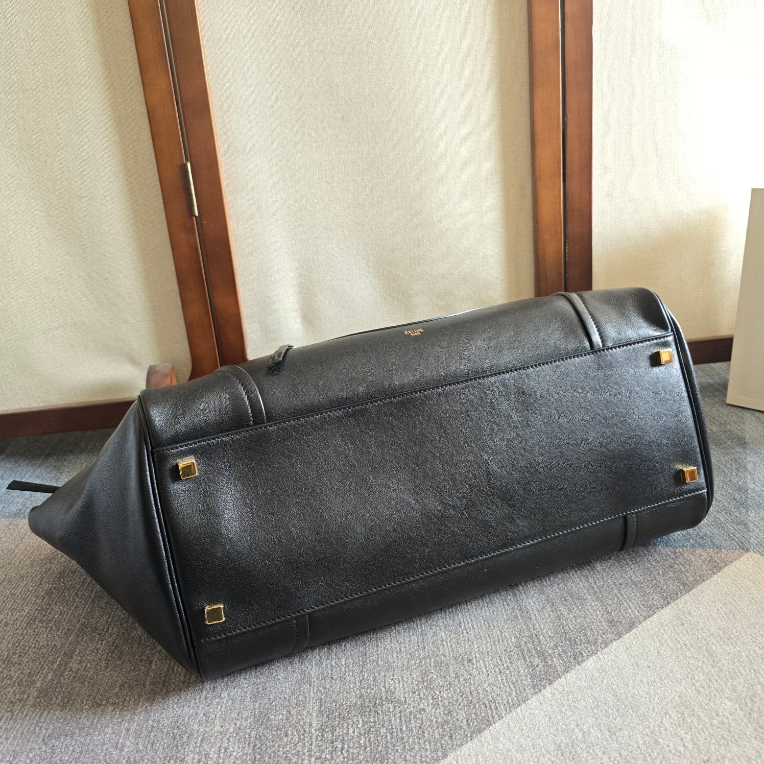 CELINE 25S MEDIUM SMILING NEW LUGGAGE 44MM IN BLACK SUPPLE SHINY LAMBSKIN