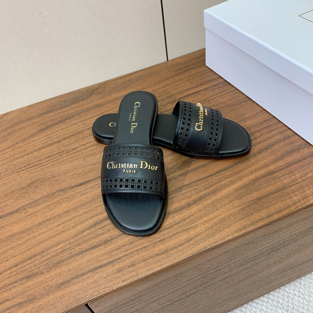 DIOR DWAY BLACK CALFSKIN AND GOLD LOGO