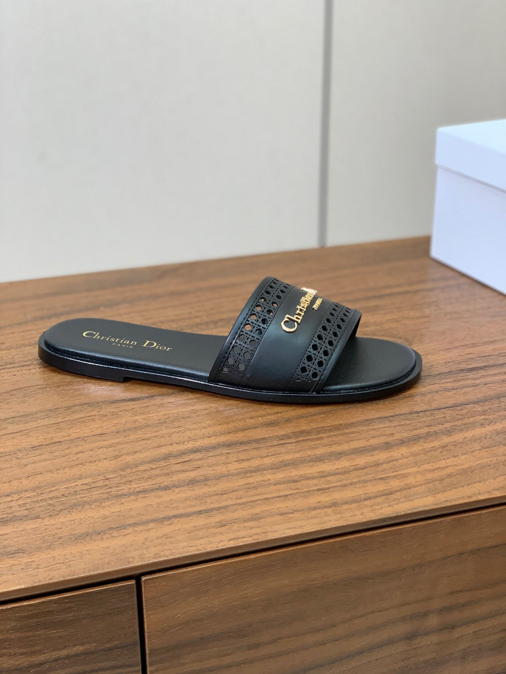 DIOR DWAY BLACK CALFSKIN AND GOLD LOGO