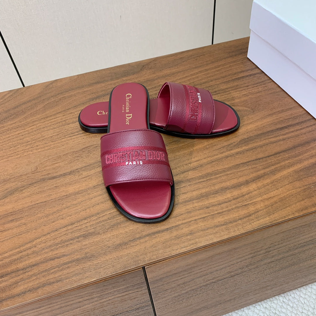 DIOR 25S DWAY SLIDE IN DARK RED CALFSKIN